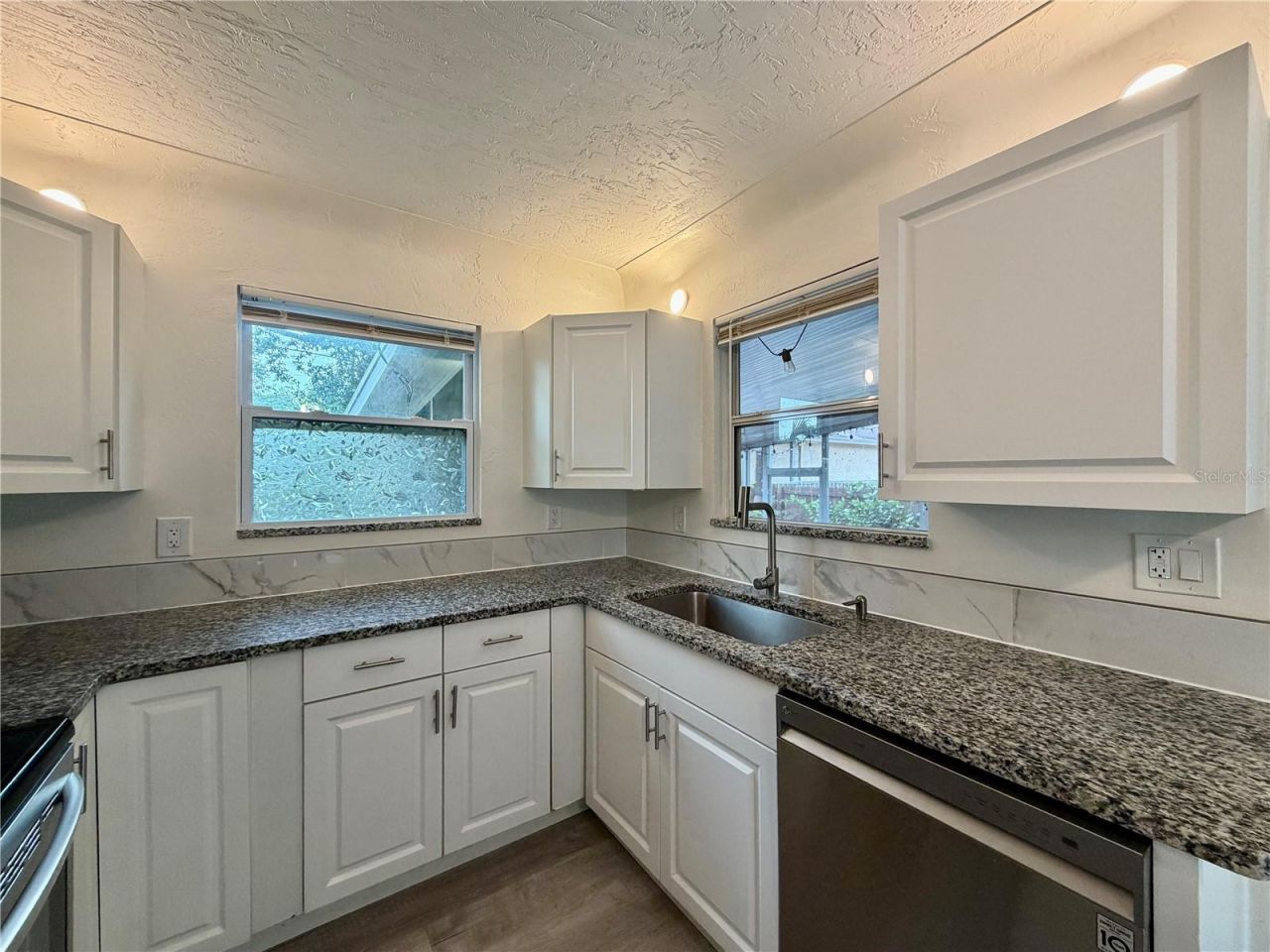 1465 15th Street S, Saint Petersburg, FL 33705 Photo
