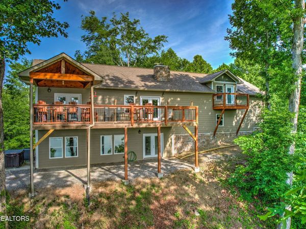 155 Island Rd, New Tazewell, TN 37825