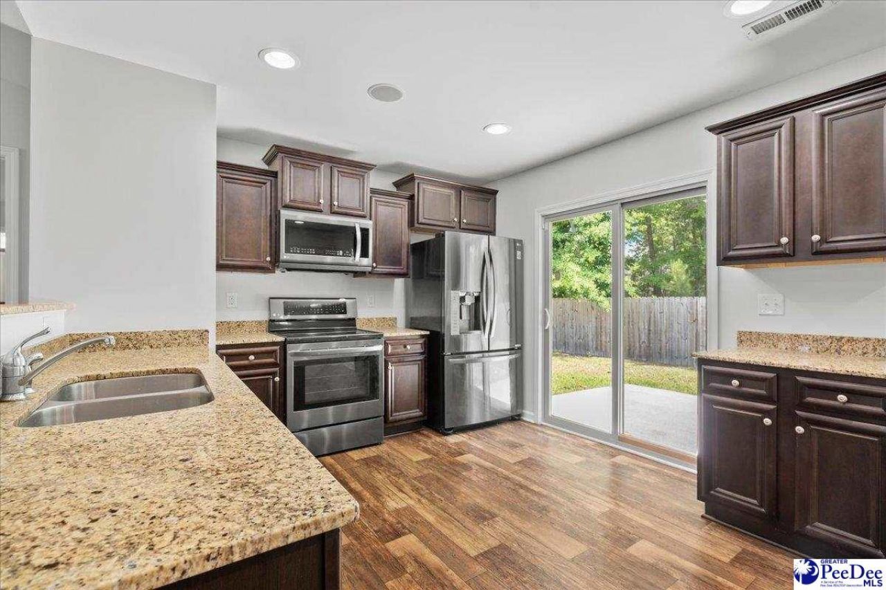 2102 Chatfield Drive Photo 10