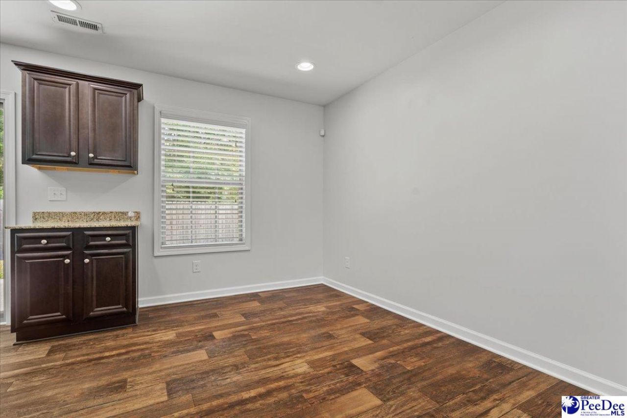 2102 Chatfield Drive Photo 8