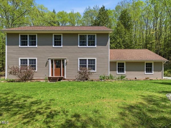 674 Momrow Road, Averill Park, NY 12153