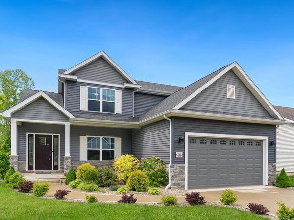 2776 Pine Cone Lane, Warsaw, IN 46582