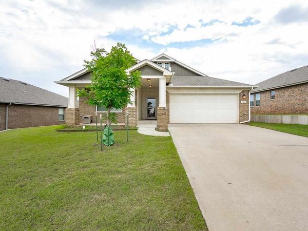 4315 W Country Club, Stillwater, OK 74074