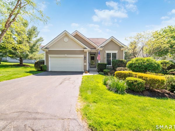 71 Links, Unit 71, Oxford, CT 06478