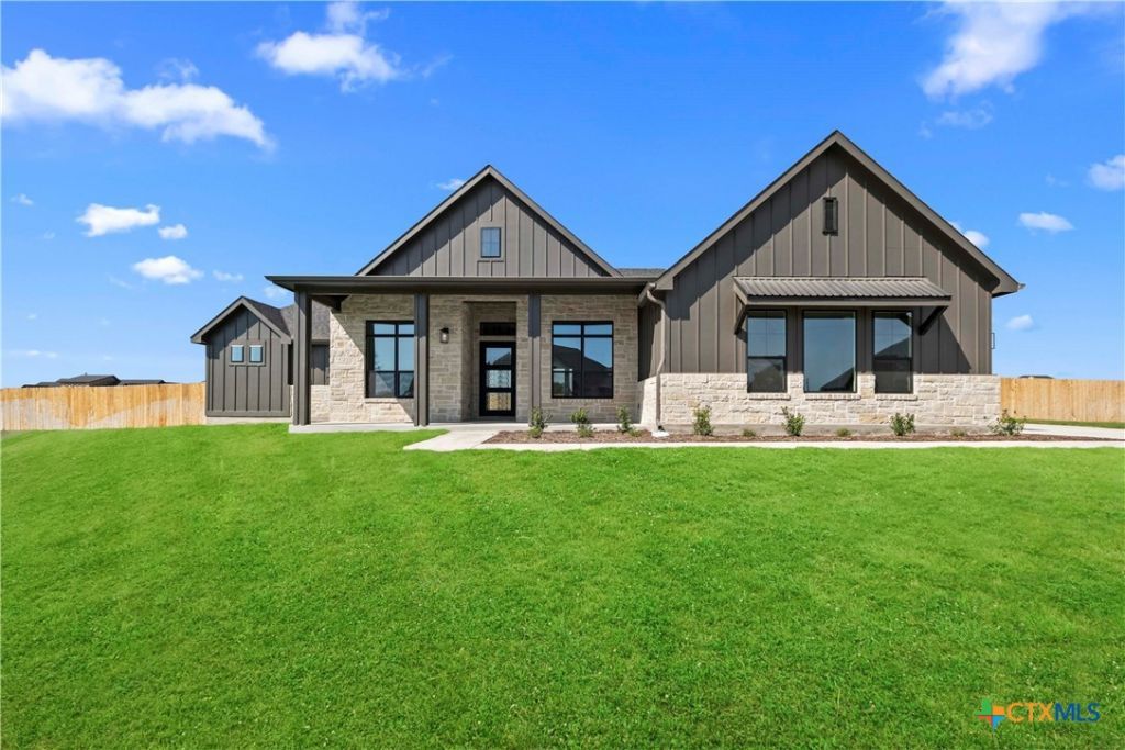 6842 Lacey Oak Road , Salado, TX 76571 Main Photo
