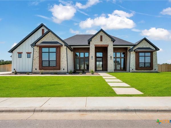 6837 Lacey Oak Road , Salado, TX 76571