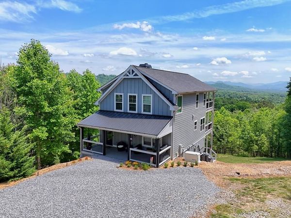 9 Queens Ct, Blairsville, GA 30512