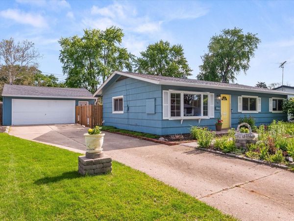 14 Hampton Road , Montgomery, IL 60538