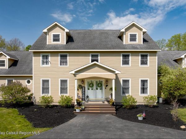 20 Stony Knoll Knoll, North Chatham, NY 12132