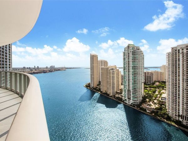 300 S Biscayne Blvd, Unit T-3010, Miami, FL 33131