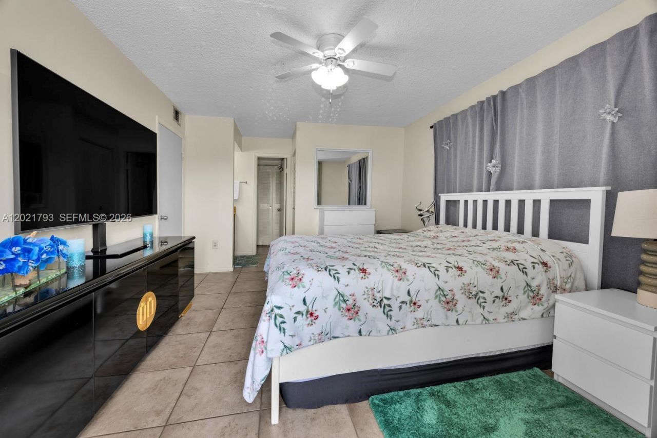 8670 SW 212th St , Unit 307, Cutler Bay, FL 33189 Photo