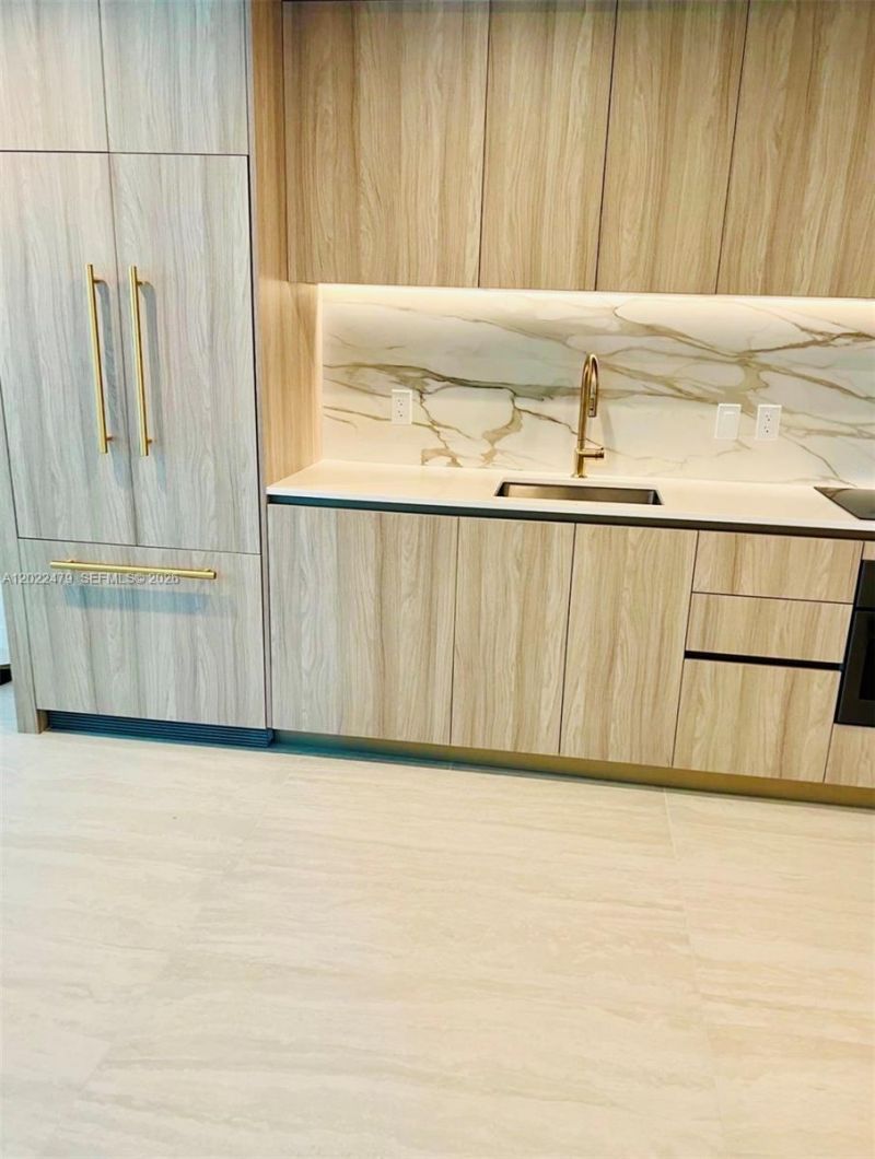 77 SE 5st, Unit 2306, Miami, FL 33131 Photo