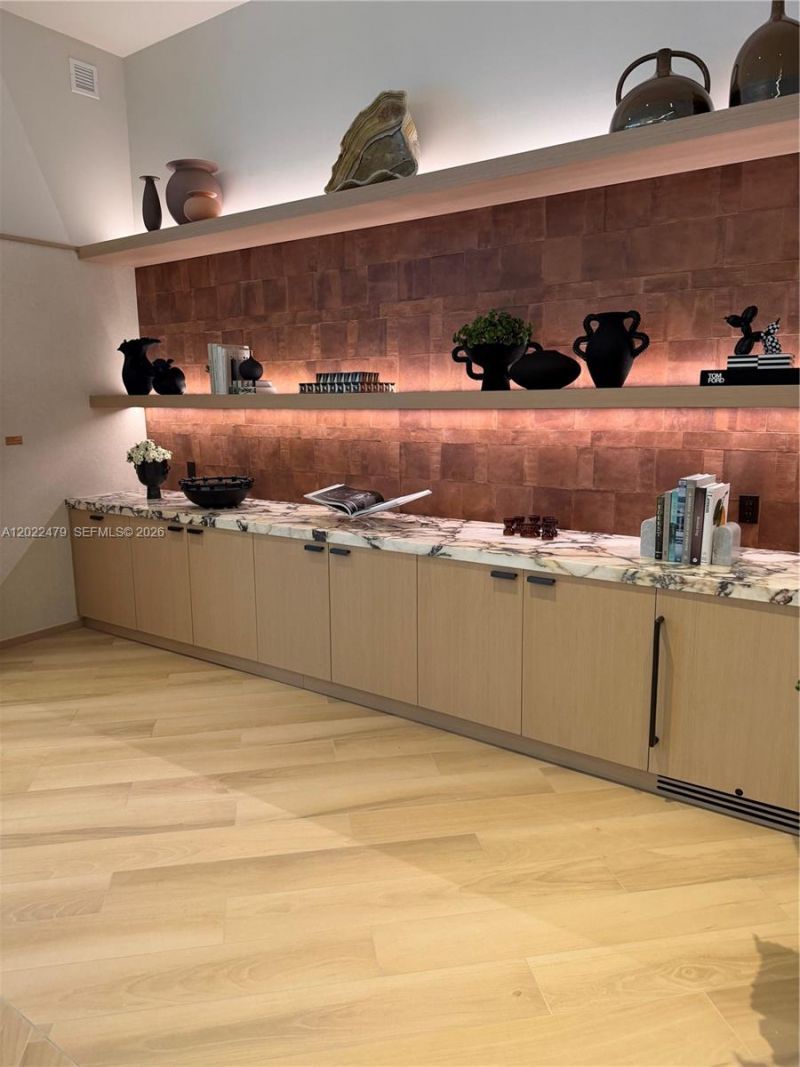 77 SE 5st, Unit 2306, Miami, FL 33131 Photo