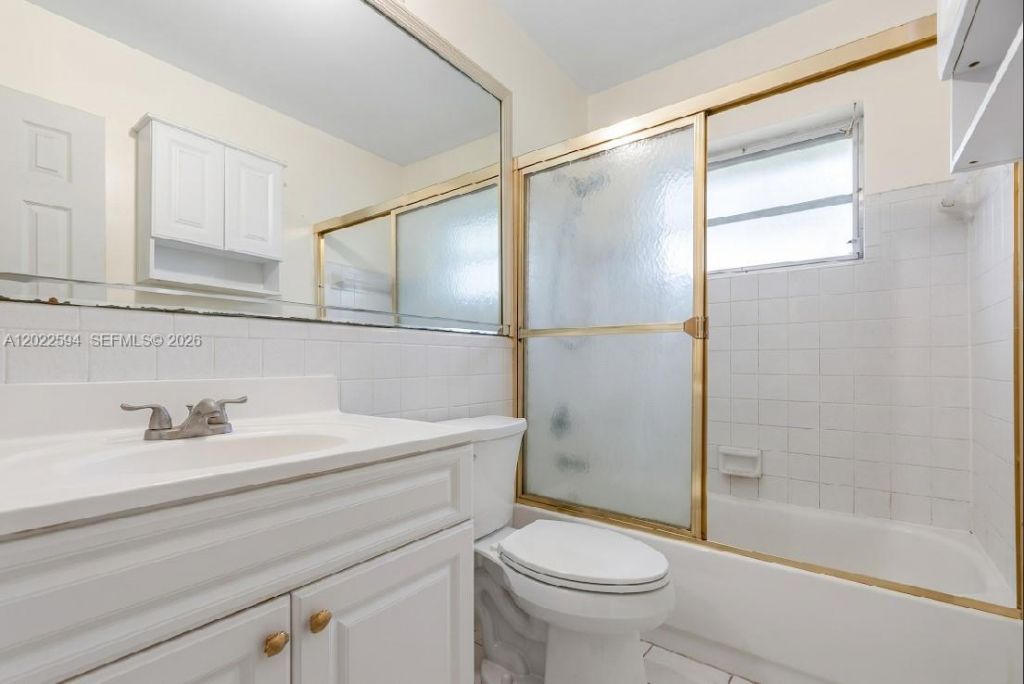 6013 NW 68th, Tamarac, FL 33321 Photo