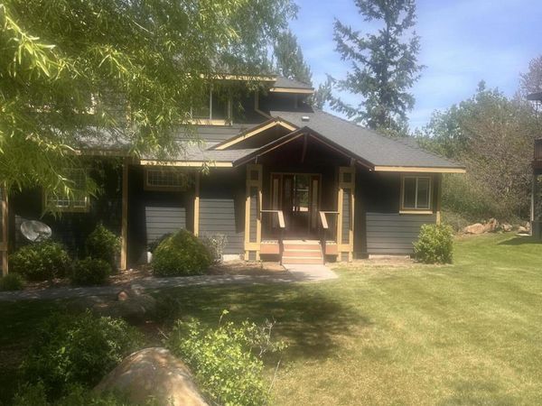 4815 Falcon Drive, Klamath Falls, OR 97601