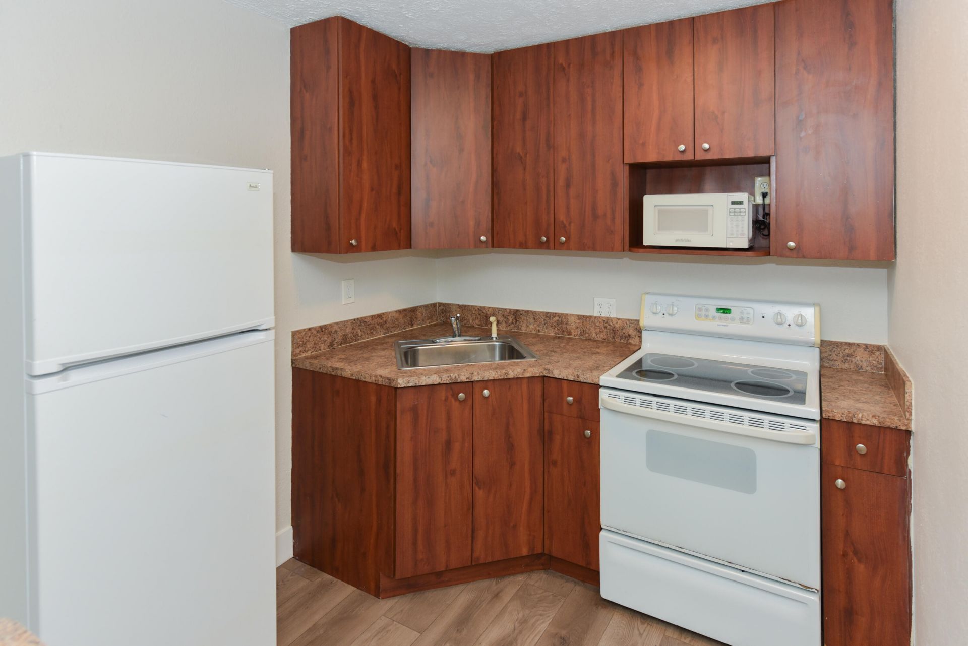 605 N Federal Highway, Unit 13, Lake Worth Beach, FL 33460 Photo