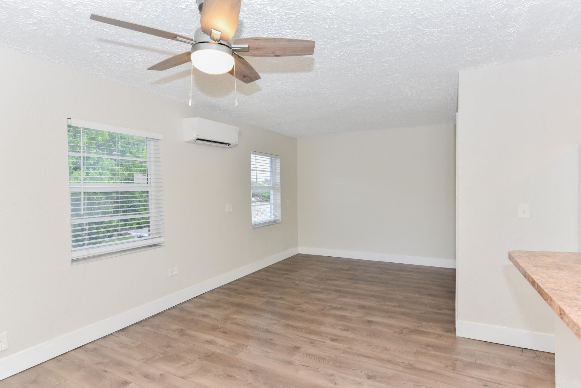 605 N Federal Highway, Unit 13, Lake Worth Beach, FL 33460 Photo