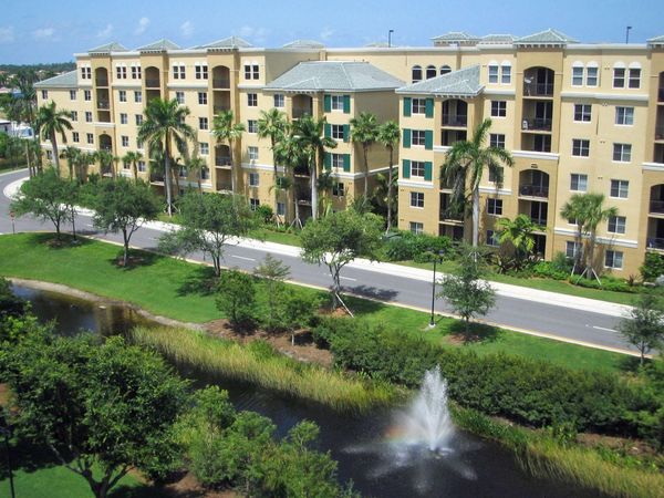 1690 Renaissance Commons Boulevard, Unit 1629, Boynton Beach, FL 33426