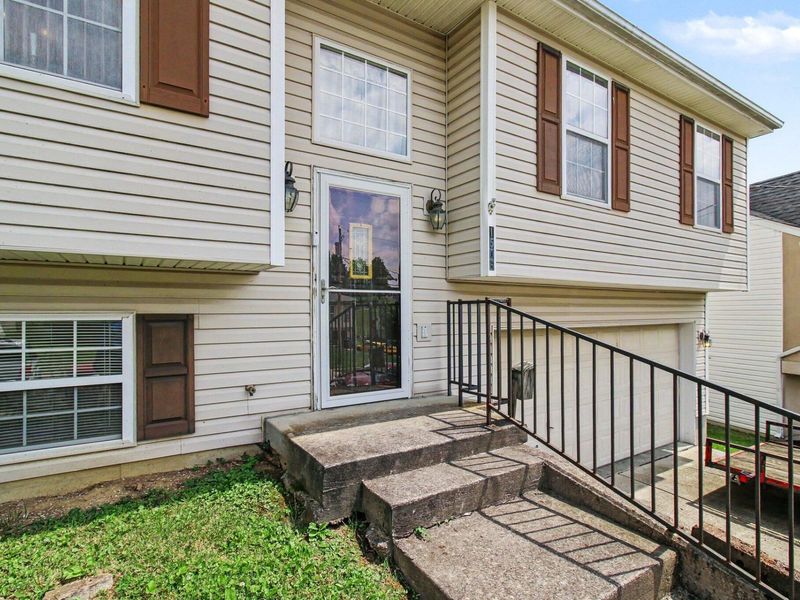 1506 Waterfall Way, Elsmere, KY 41018 Photo 4