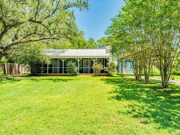 170 Whitetail LN, Dale, TX 78616