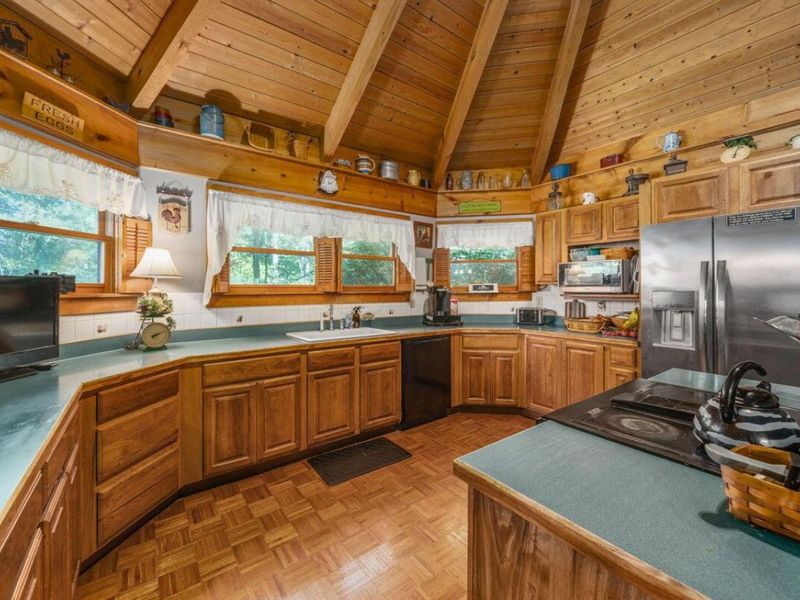 16472 Kreashbaum Road , Rockbridge, OH 43149 Photo 27