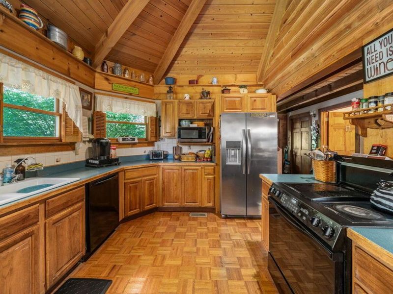 16472 Kreashbaum Road , Rockbridge, OH 43149 Photo 28
