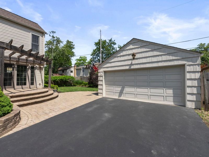 2762 Tremont Road, Columbus, OH 43221 Photo 6