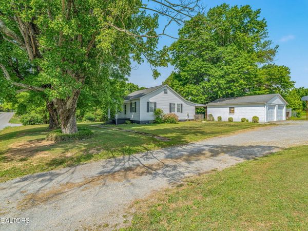 7801 Karnes Drive, Corryton, TN 37721