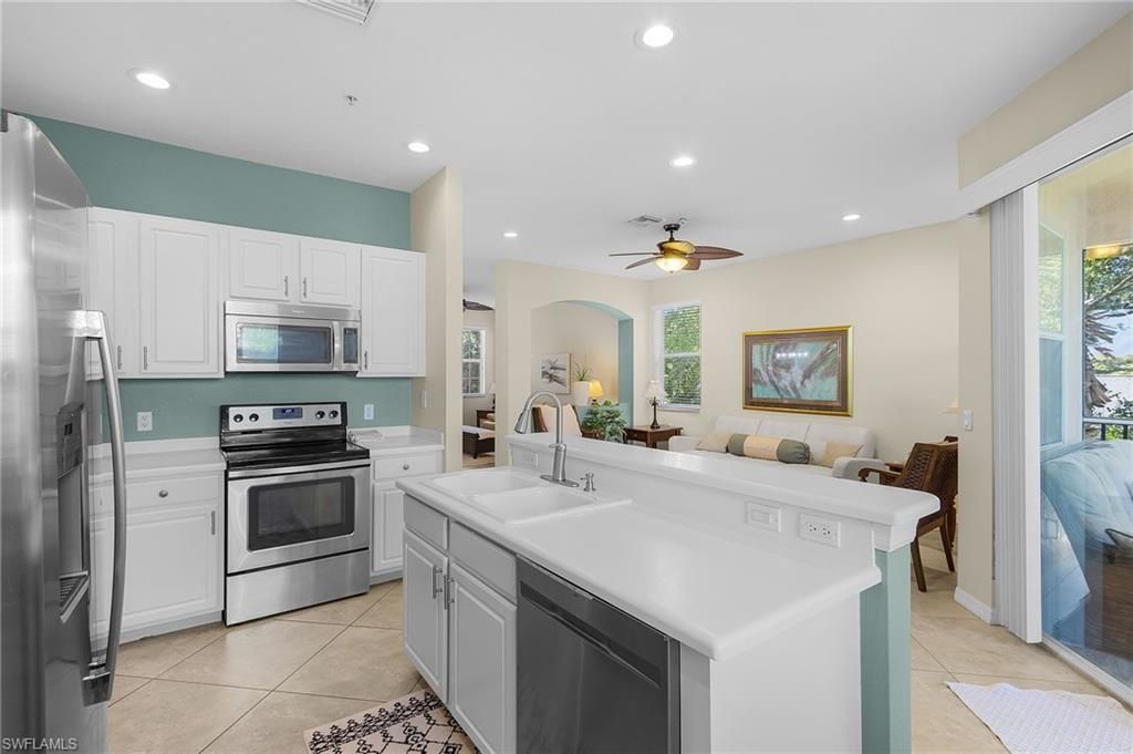 9651 Spanish Moss Way , Unit 4121, Bonita Springs, FL 34135 Photo