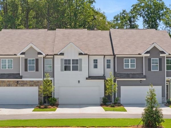 64 Berryville Drive, Dawsonville, GA 30534