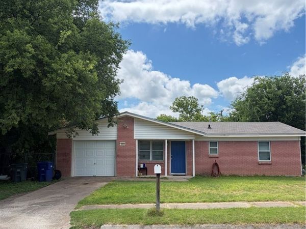 2202 Mountain Avenue, Copperas Cove, TX 76522
