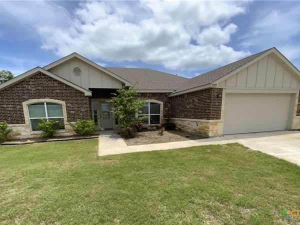 1719 Fossil Trail , Belton, TX 76513