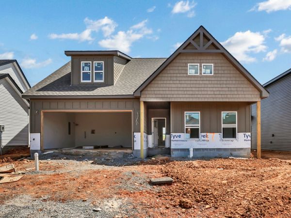 2733 Brewster Dr, Clarksville, TN 37042