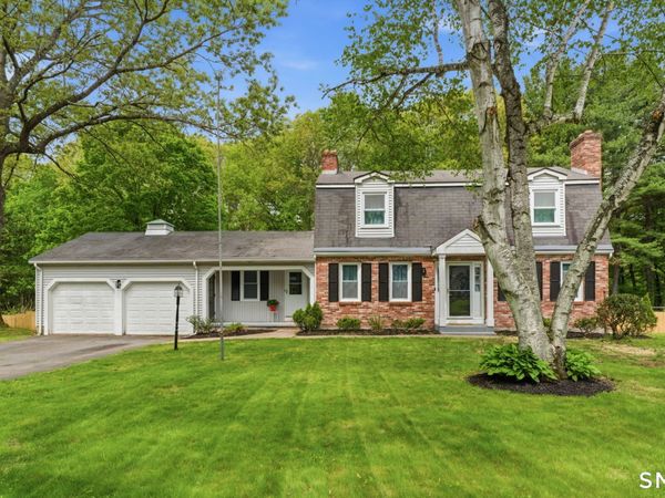 35 Hollow Brook , Windsor, CT 06095