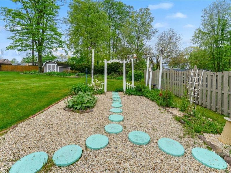 116 Woodland Drive, New Middletown, OH 44442 Photo 28