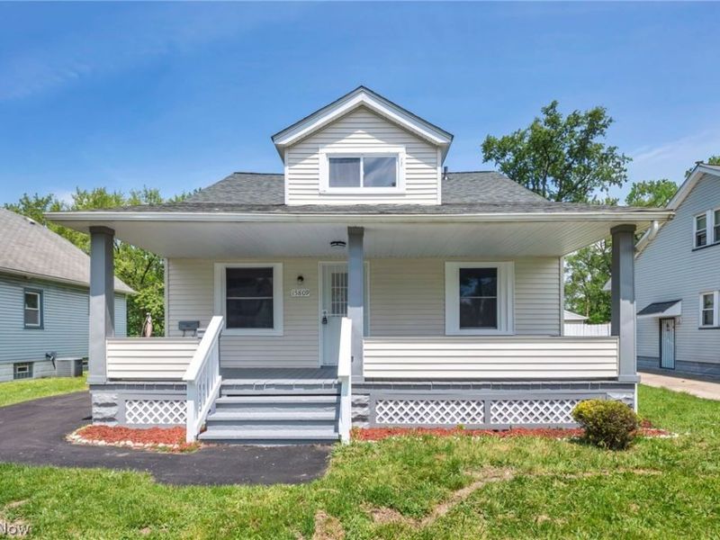 15809 Raymond Street, Maple Heights, OH 44137 Photo 2