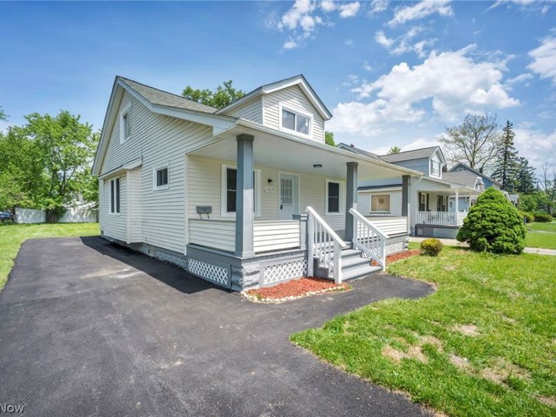 15809 Raymond Street, Maple Heights, OH 44137 Photo 7