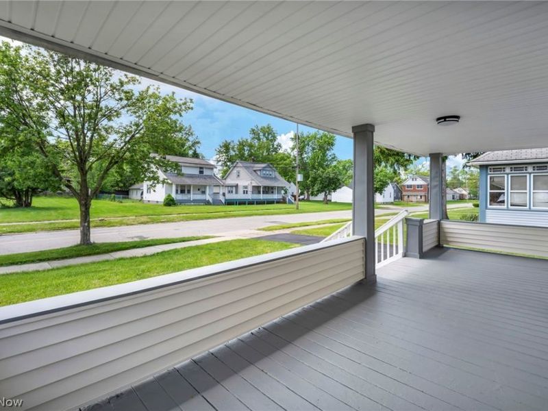 15809 Raymond Street, Maple Heights, OH 44137 Photo 9