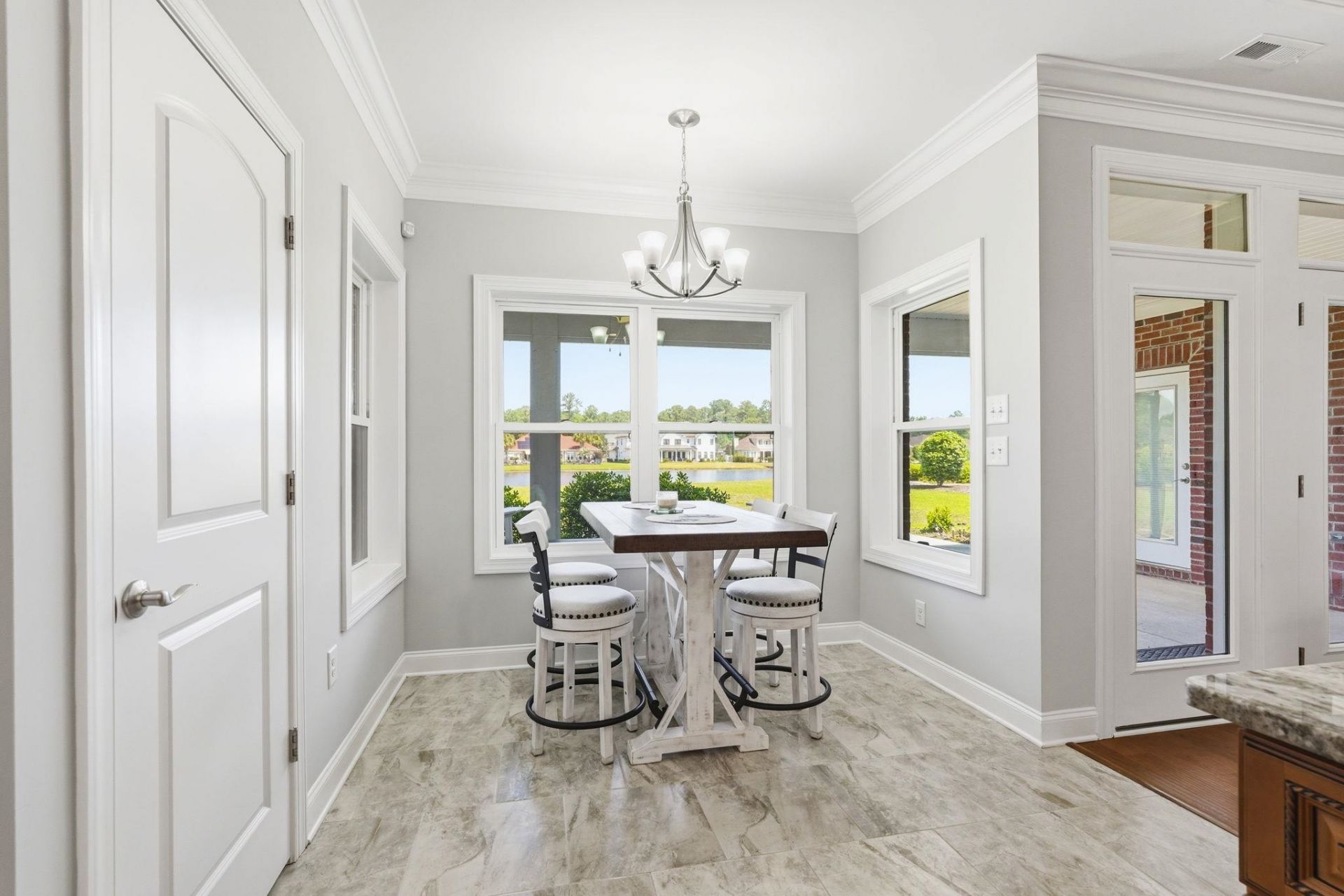 9486 Carrington Dr. Photo 17