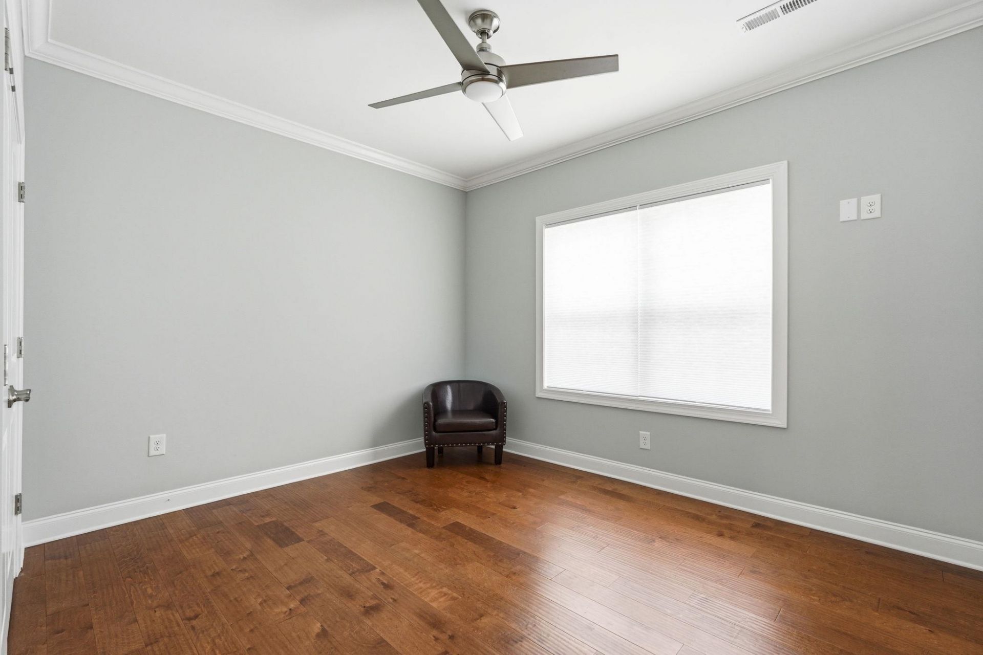9486 Carrington Dr. Photo 29