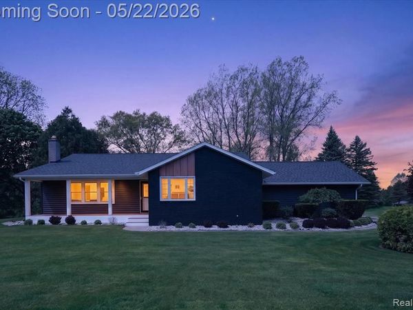 12192 Overlook Drive, Tyrone Twp, MI 48430