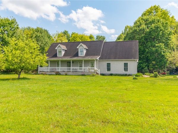 164 Bradley Rd, Jackson Center, PA 16133