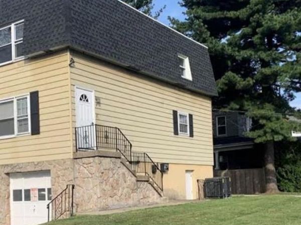 5 W PLUMSTEAD AVENUE , Unit 1, LANSDOWNE, PA 19050