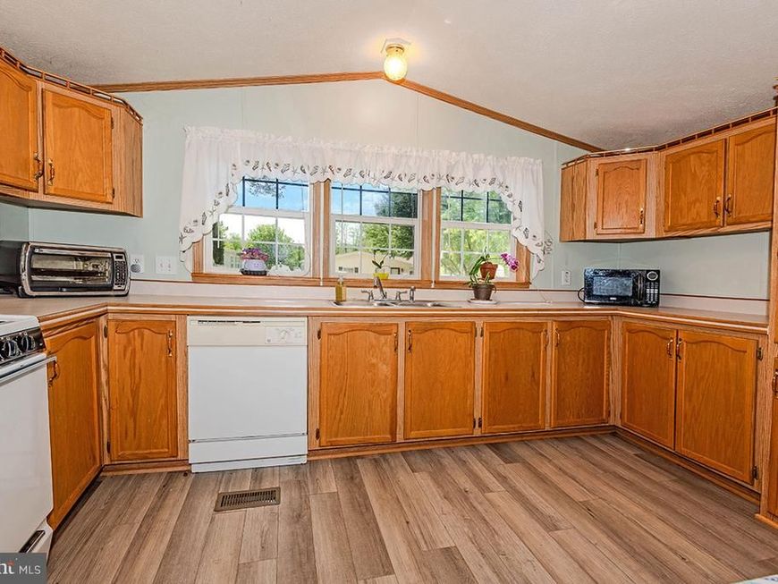 8021 Fair Breeze Drive, Severn, MD 21144 Main Photo
