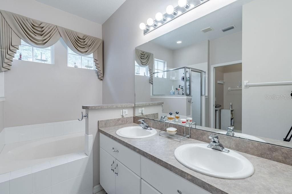 3370 Saint Lucia Court, Tavares, FL 32778 Photo