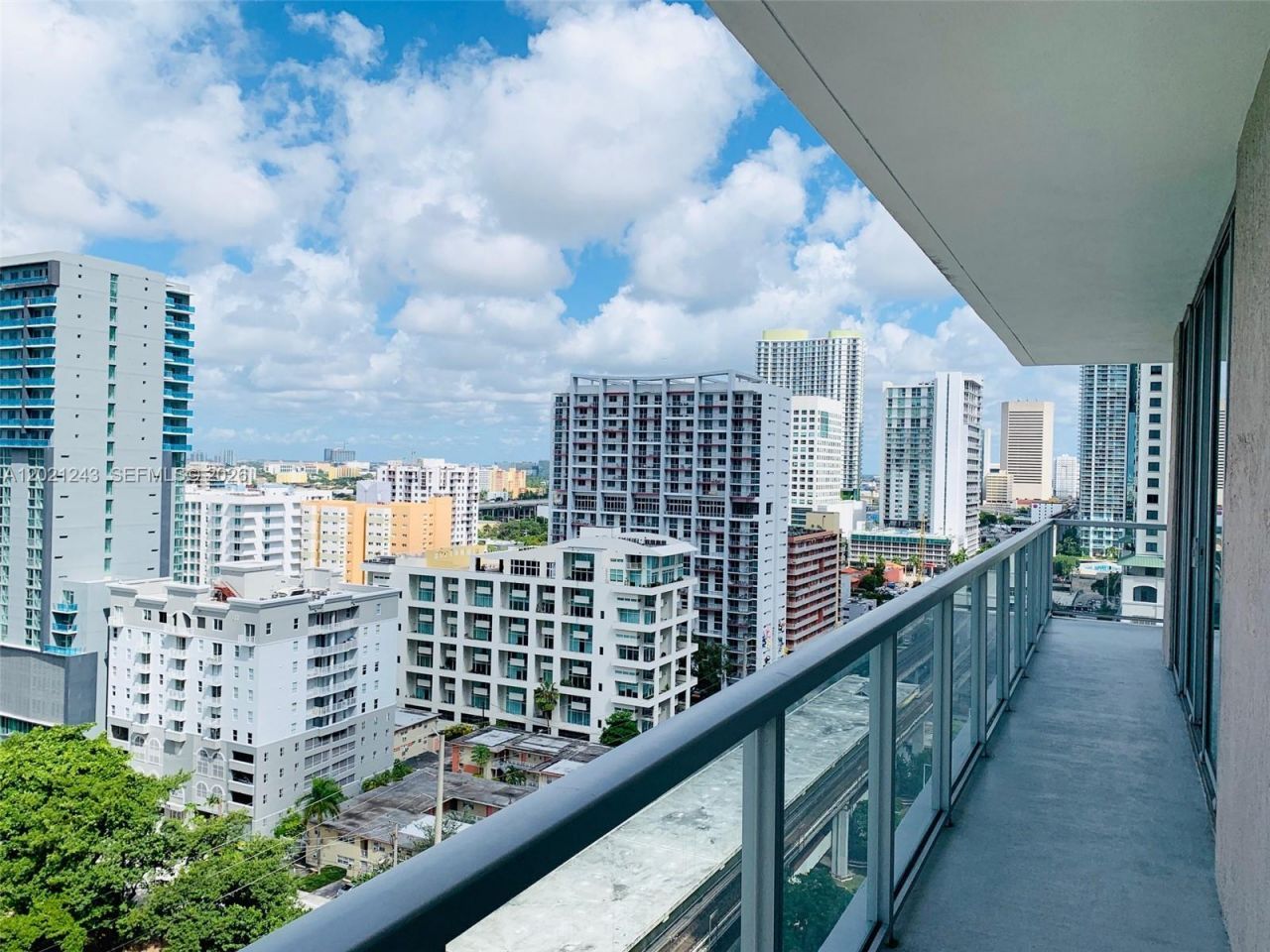 79 SW 12 St , Unit 2012-S, Miami, FL 33130 Photo