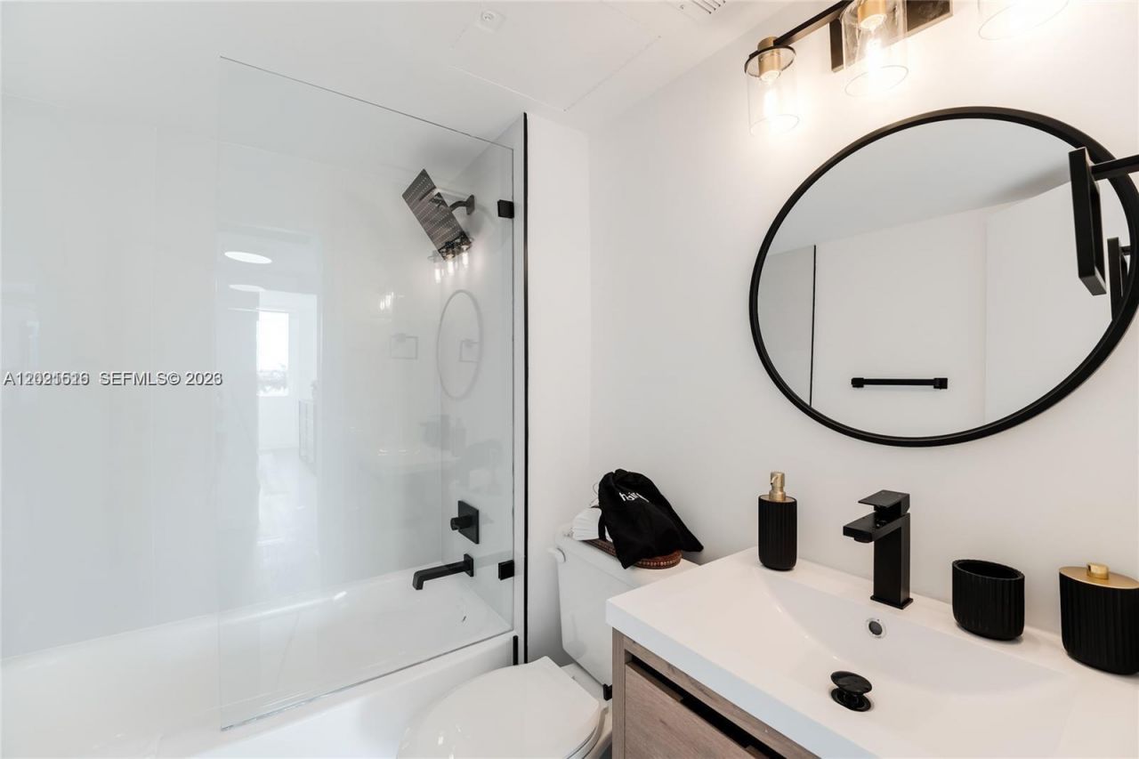 1500 Bay Rd , Unit 416S, Miami Beach, FL 33139 Photo