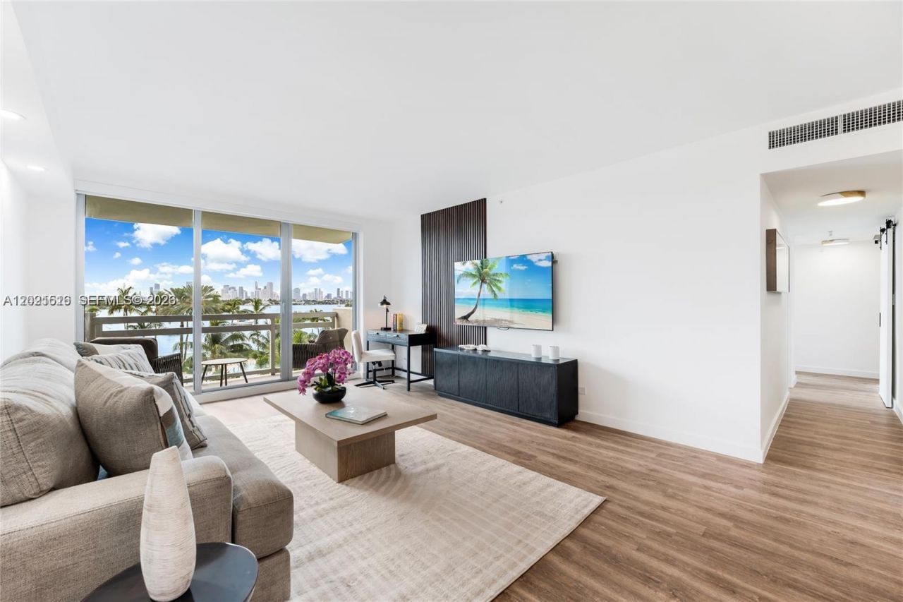 1500 Bay Rd , Unit 416S, Miami Beach, FL 33139 Photo