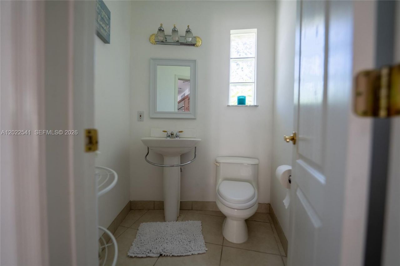 2701 N Atlantic Blvd , Fort Lauderdale, FL 33308 Photo