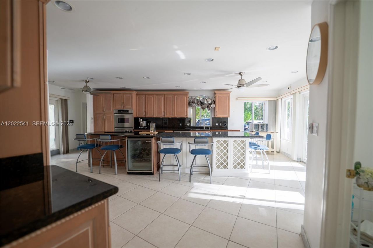 2701 N Atlantic Blvd , Fort Lauderdale, FL 33308 Photo